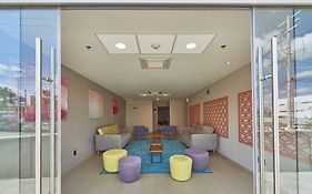 City Express Suites By Marriott Queretaro